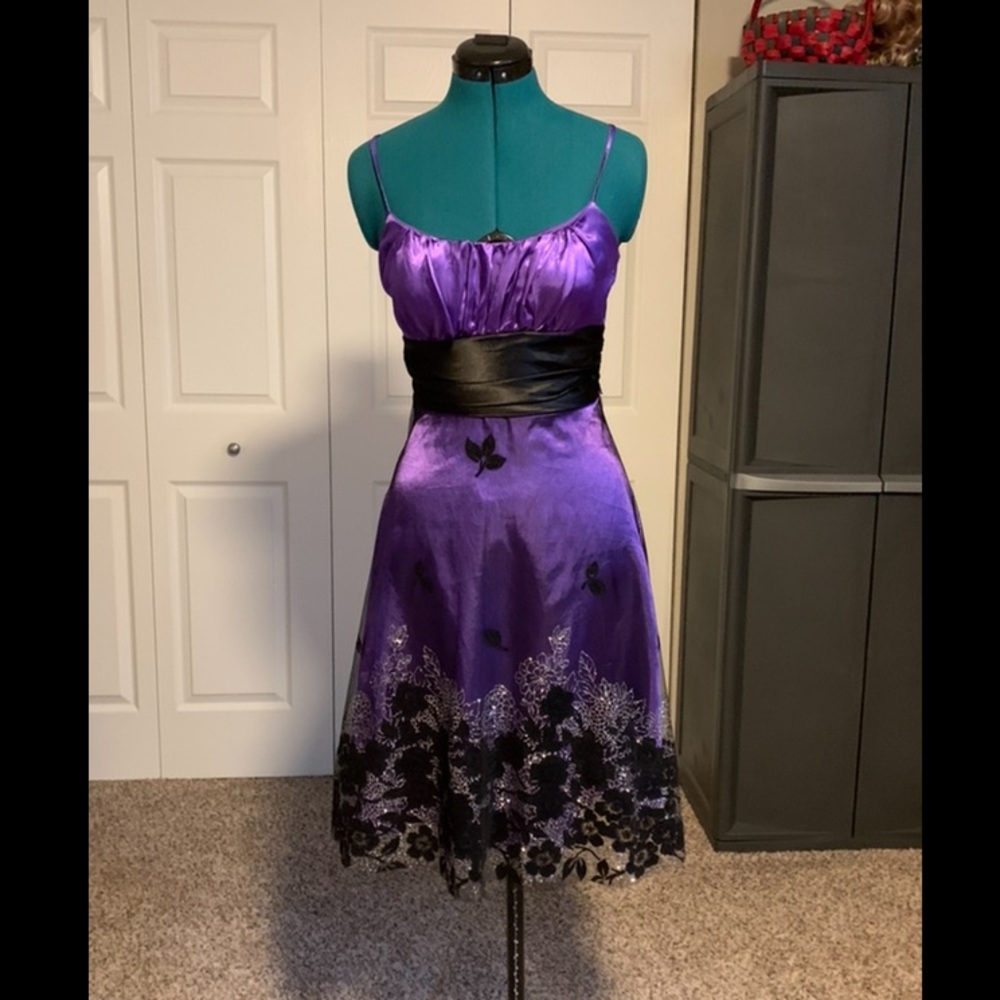 Beautiful Purple Spaghetti Strap Hoco Dress